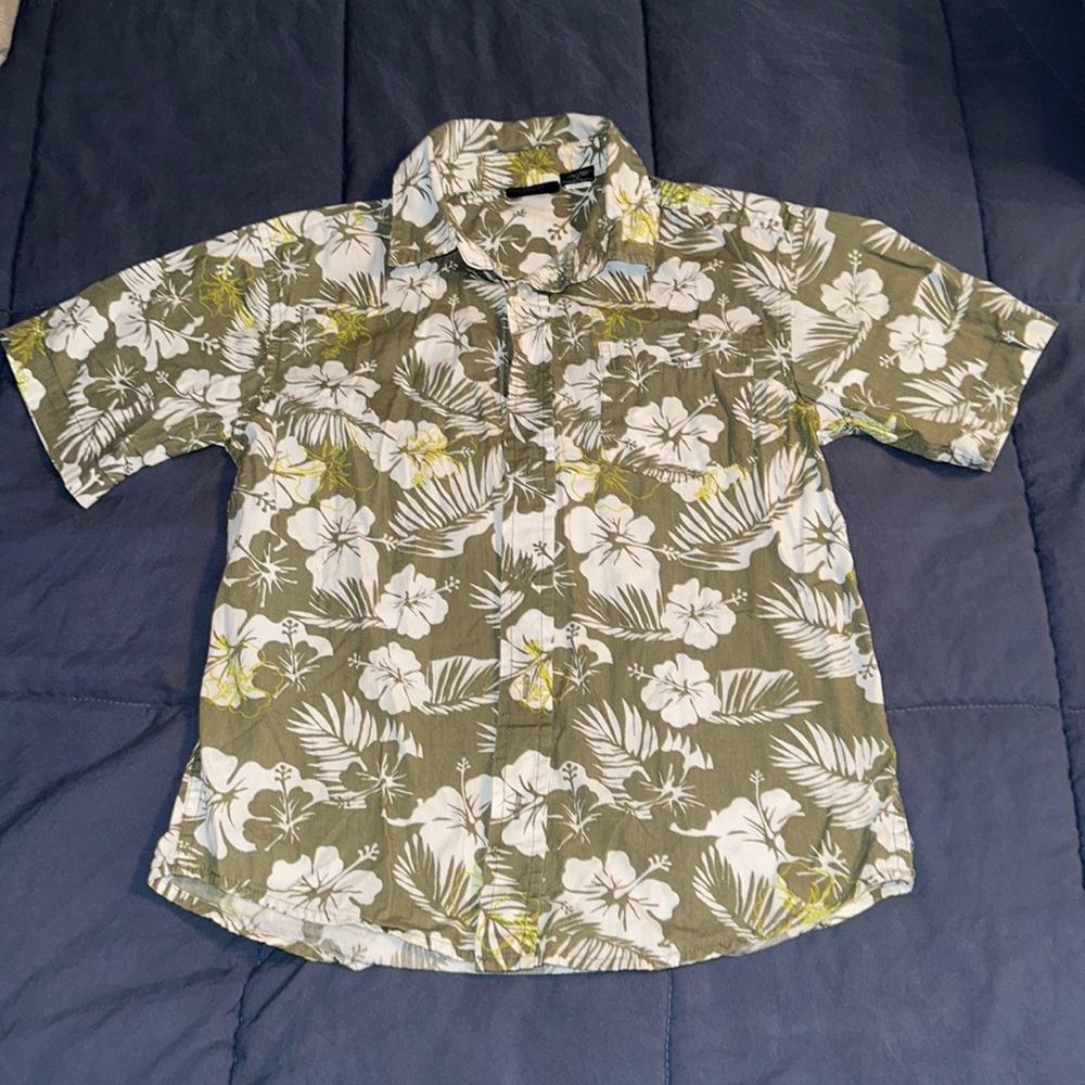 Hawaiian button down
